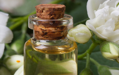 Eterično olje jasmina