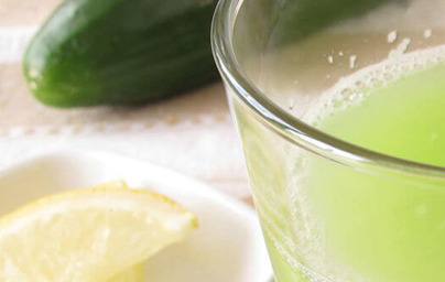 Odličen napitek, ki topi maščobe kar med spanjem!